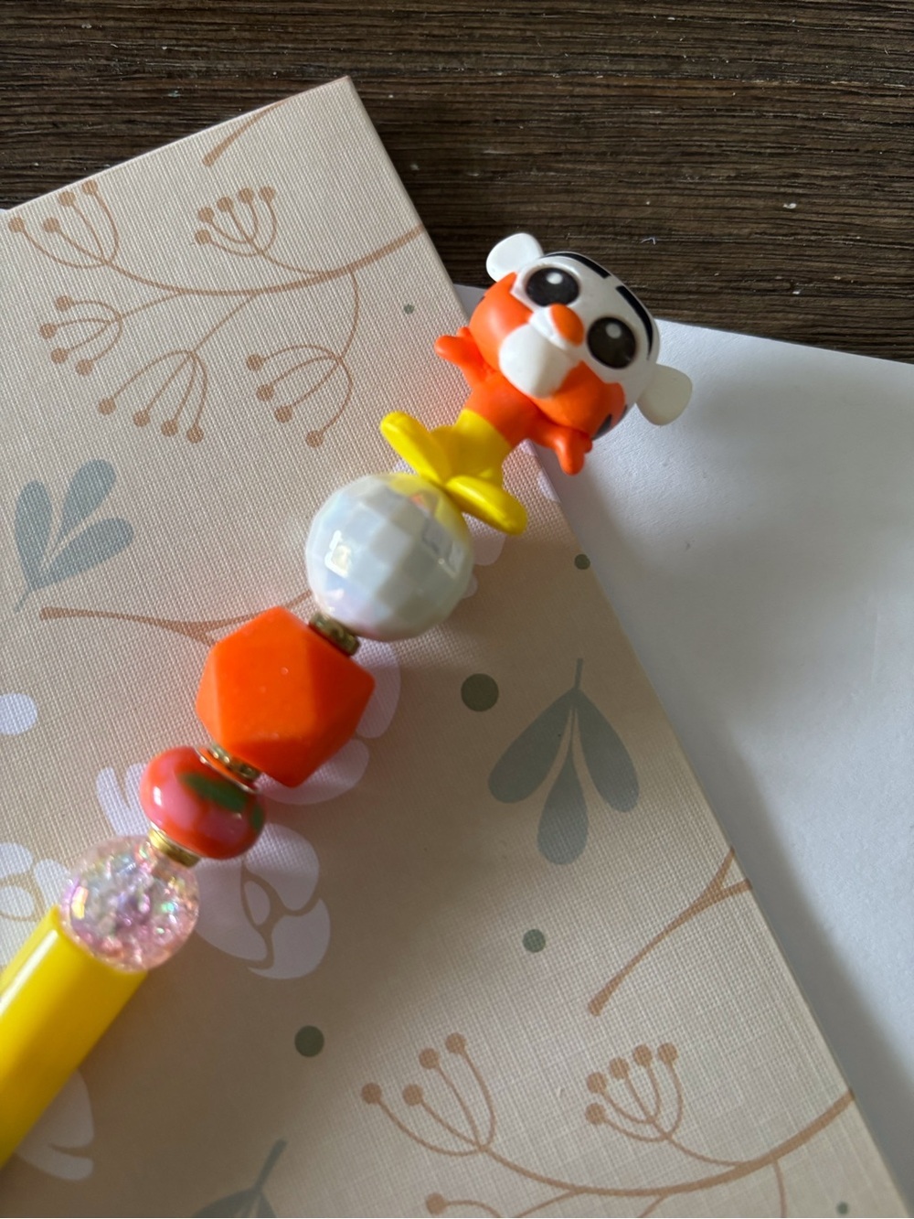 Disney Doorables: Winnie the Pooh: Tigger Halloween handmade beaded pen